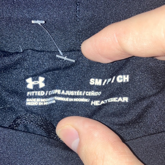 Under Armor Swim Trunks - Picture 2 of 3
